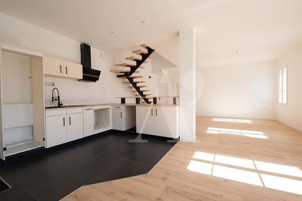 ARCHITECTURE BORDELAISE RÉNOVÉE- 2023 - Maison louée avec garage - Bordeaux