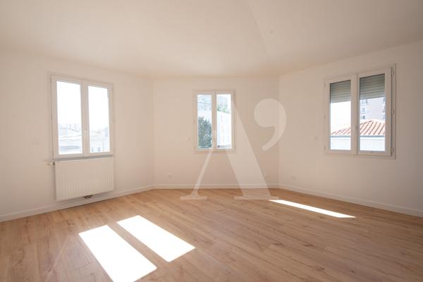 ARCHITECTURE BORDELAISE RÉNOVÉE- 2023 - Maison louée avec garage - Bordeaux
