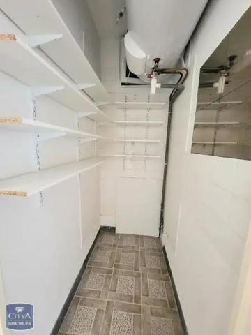 Appartement à louer 4 pièces 111.59m²