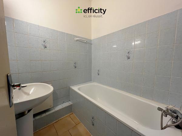 Immeuble 14 pièces - 399 m² Exclusivité efficity