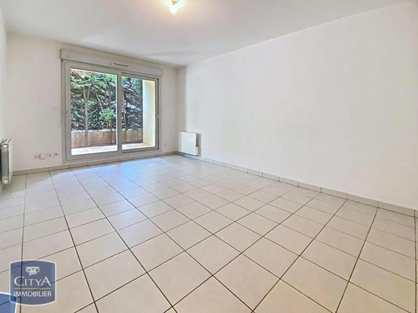 Appartement à louer 2 pièces 48.82m² Neuville-sur-Saône (69250)