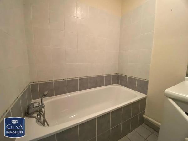 Appartement à louer 2 pièces 48.82m² Neuville-sur-Saône (69250)