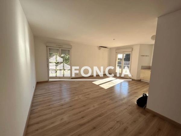 Location Appartement 4 pièces 90 m² - CHEMIN DE LA JUSTICE Les Angles 30133