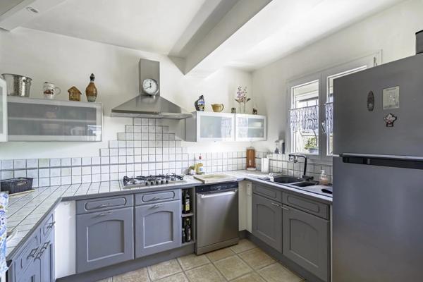 13012 Marseille – Un coin de paradis au cœur de la ville Maison provençale avec piscine et véranda