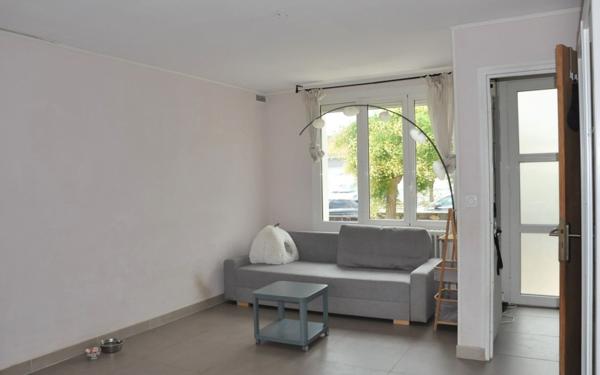 Maison à louer    5 pièces •  Saint-Jean