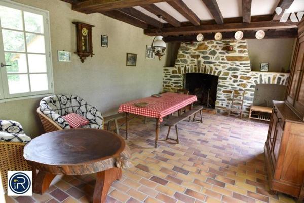 Terres avec plans d'eau et bois, Maison de loisirs