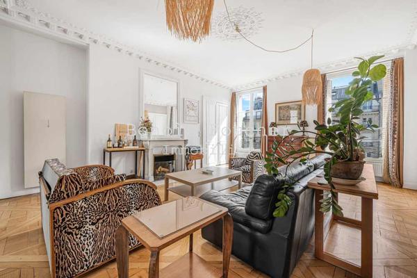 Paris (75010) Paris Centre - très bel appartement de 149m2 traversant et lumineux