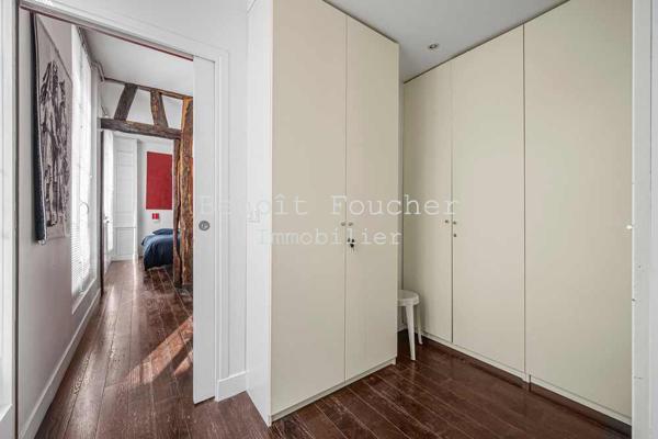 Paris (75010) Paris Centre - très bel appartement de 149m2 traversant et lumineux