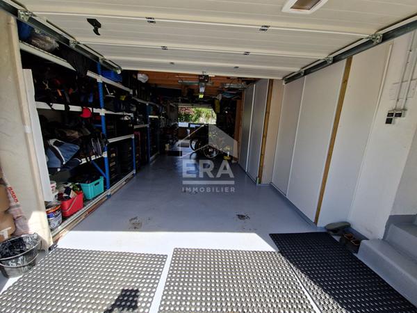 Appartement 4 pièces avec double garage dans Maison indépendante