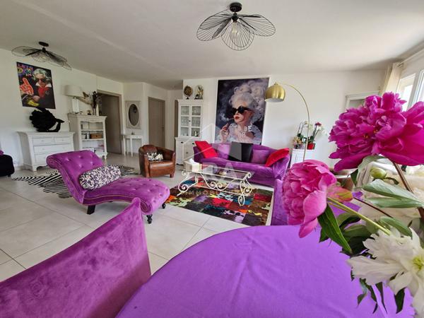Appartement 4 pièces avec double garage dans Maison indépendante
