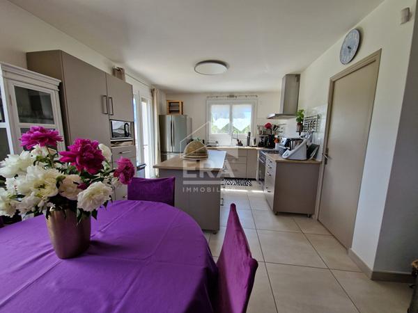 Appartement 4 pièces avec double garage dans Maison indépendante