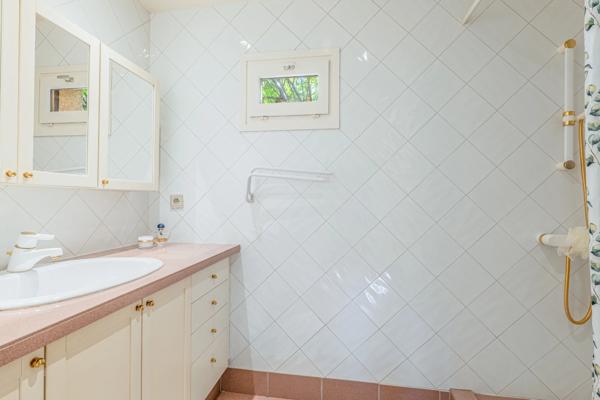 Maison à vendre 8 pièces CALUIRE ET CUIRE (69) Le Vernay, calme, sans vis à vis