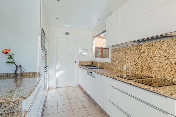 Maison à vendre 8 pièces CALUIRE ET CUIRE (69) Le Vernay, calme, sans vis à vis