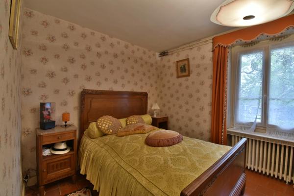 Maison familiale, dans un charmant hameau - LA CHATRE LANGLIN (36)