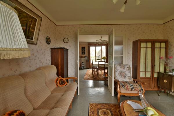 Maison familiale, dans un charmant hameau - LA CHATRE LANGLIN (36)