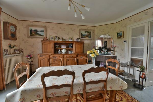 Maison familiale, dans un charmant hameau - LA CHATRE LANGLIN (36)