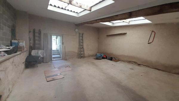 Maison familiale, dans un charmant hameau - LA CHATRE LANGLIN (36)