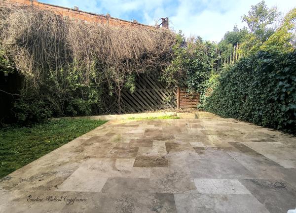 Maison avec jardin en résidence sécurisée à Bègles – 3 chambres – stationnement