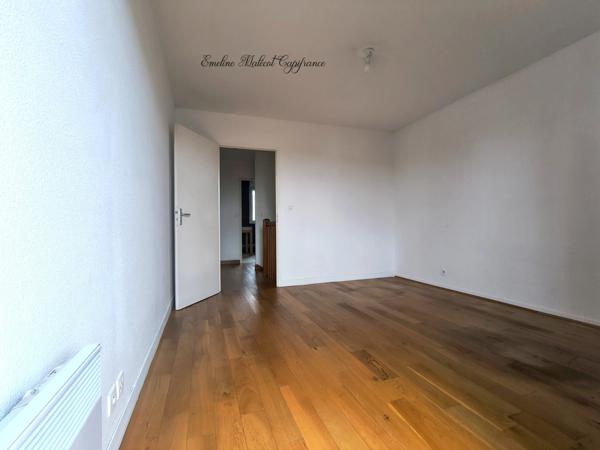 Maison avec jardin en résidence sécurisée à Bègles – 3 chambres – stationnement