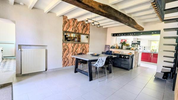 Maison entièrement rénovée, avec dépendances et vergers à 10 min de Romilly-sur-Seine