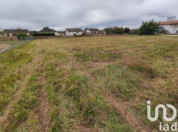 Terrain à vendre 1 347 m² Civaux