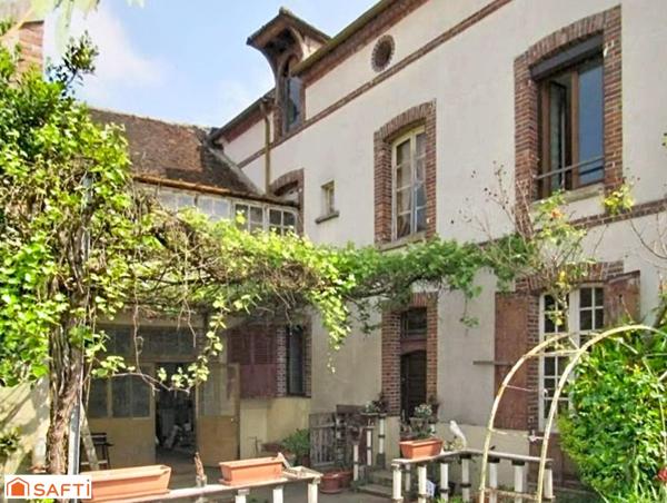 Proche centre ville et gare direct Paris