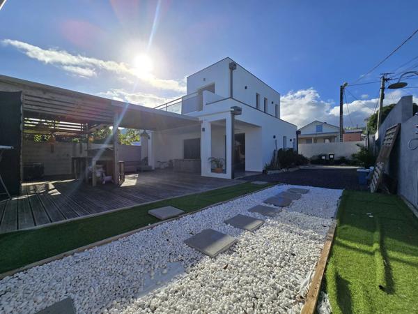 Villa F4 contemporaine neuve de standing