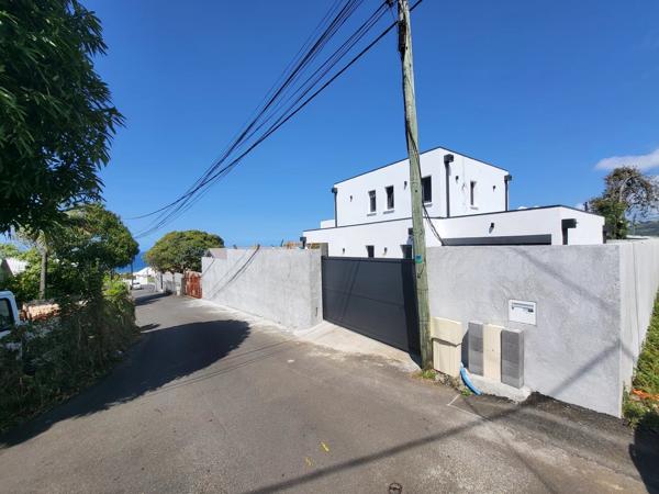 Villa F4 contemporaine neuve de standing