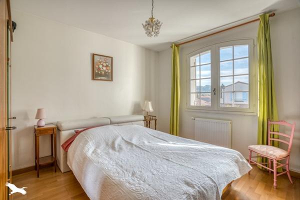 Maison à vendre |  Pineuilh |  8 pièces | 207 m²