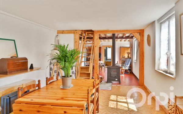 Maison à vendre    4 pièces • 102,02 m2 Gournay-en-Bray