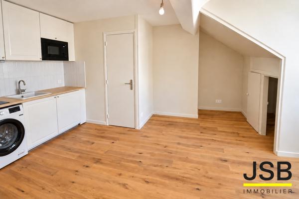 75002 – Le Sentier | Charmant 2 pièces rénové de 28 m² au 4eme et dernier étage
