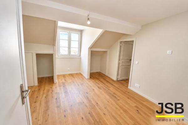 75002 – Le Sentier | Charmant 2 pièces rénové de 28 m² au 4eme et dernier étage