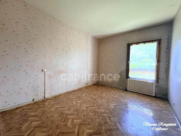 AUXERRE (89) Appartement à fort potentiel au sein d'une résidence sécurisée