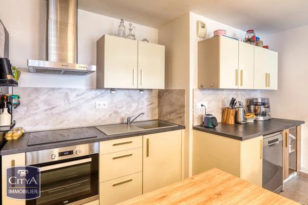 Appartement à vendre 4 pièces 84.15m² Tours (37200)