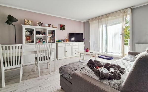 Appartement à vendre    1 pièce • 33,20 m2 Cergy