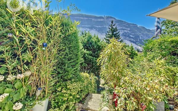 Maison à vendre    7 pièces • 162,49 m2 Étrembières