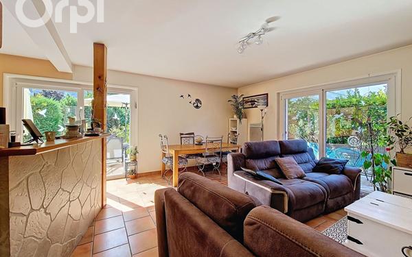 Maison à vendre    7 pièces • 162,49 m2 Étrembières