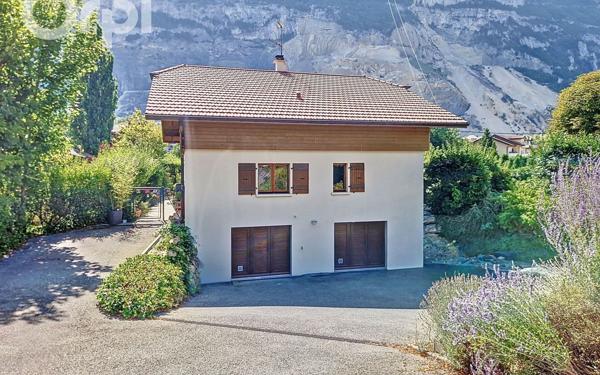 Maison à vendre    7 pièces • 162,49 m2 Étrembières