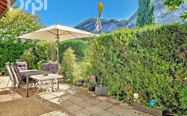 Maison à vendre    7 pièces • 162,49 m2 Étrembières