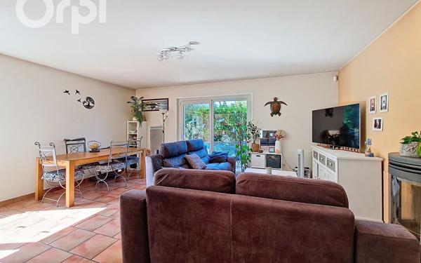 Maison à vendre    7 pièces • 162,49 m2 Étrembières