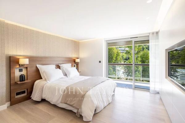 Superbe appartement en dernier étage avec vue mer panoramique