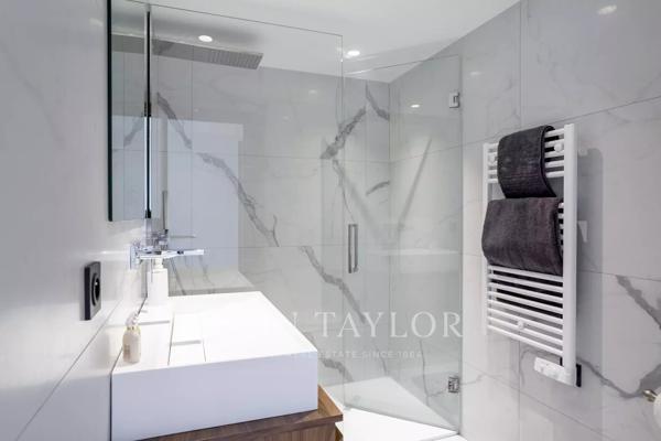 Superbe appartement en dernier étage avec vue mer panoramique