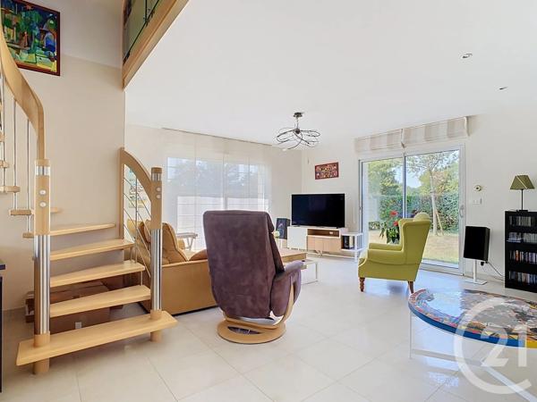 Maison à vendre  5 pièces - 135 m 2   TRELIVAN  - 22