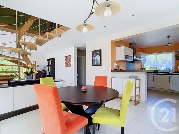 Maison à vendre  5 pièces - 135 m 2   TRELIVAN  - 22