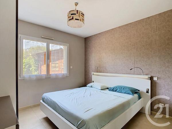 Maison à vendre  5 pièces - 135 m 2   TRELIVAN  - 22