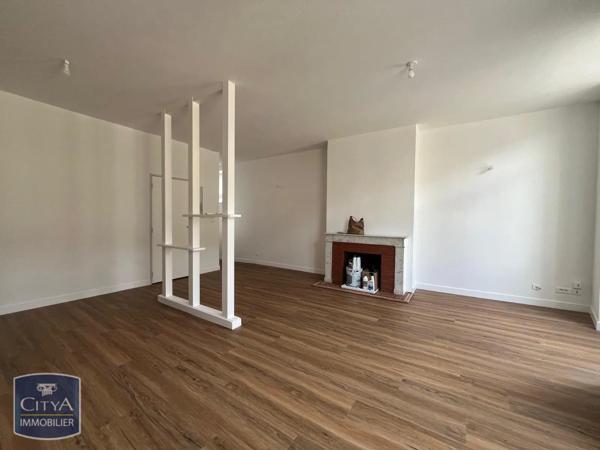 Appartement à louer 2 pièces 57.38m² Montignac-Lascaux (24290)