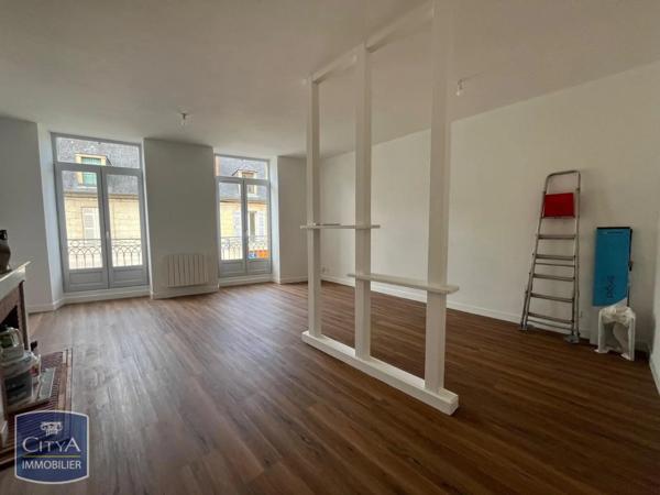 Appartement à louer 2 pièces 57.38m² Montignac-Lascaux (24290)