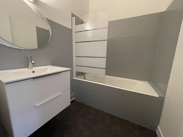 DERNIER LOT - APPARTEMENT T3 - BALCON - IMMEUBLE PIERRE