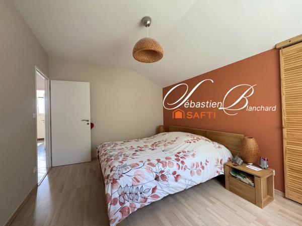 Maison contemporaine de 161 m² à Confort avec annexe, prestations haut de gamme