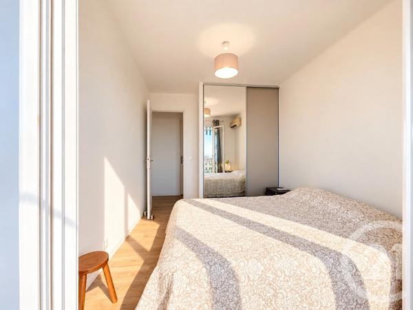 Appartement F3 à vendre  3 pièces - 63,78 m 2   ANTIBES  - 06